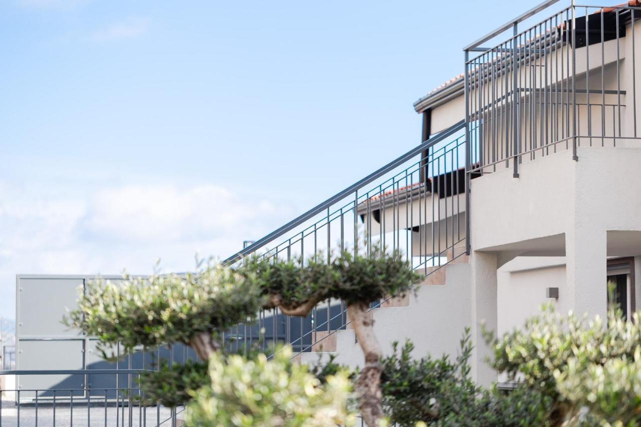 Villa La Matta Apartments And Luxury Suites Sanremo Exterior photo