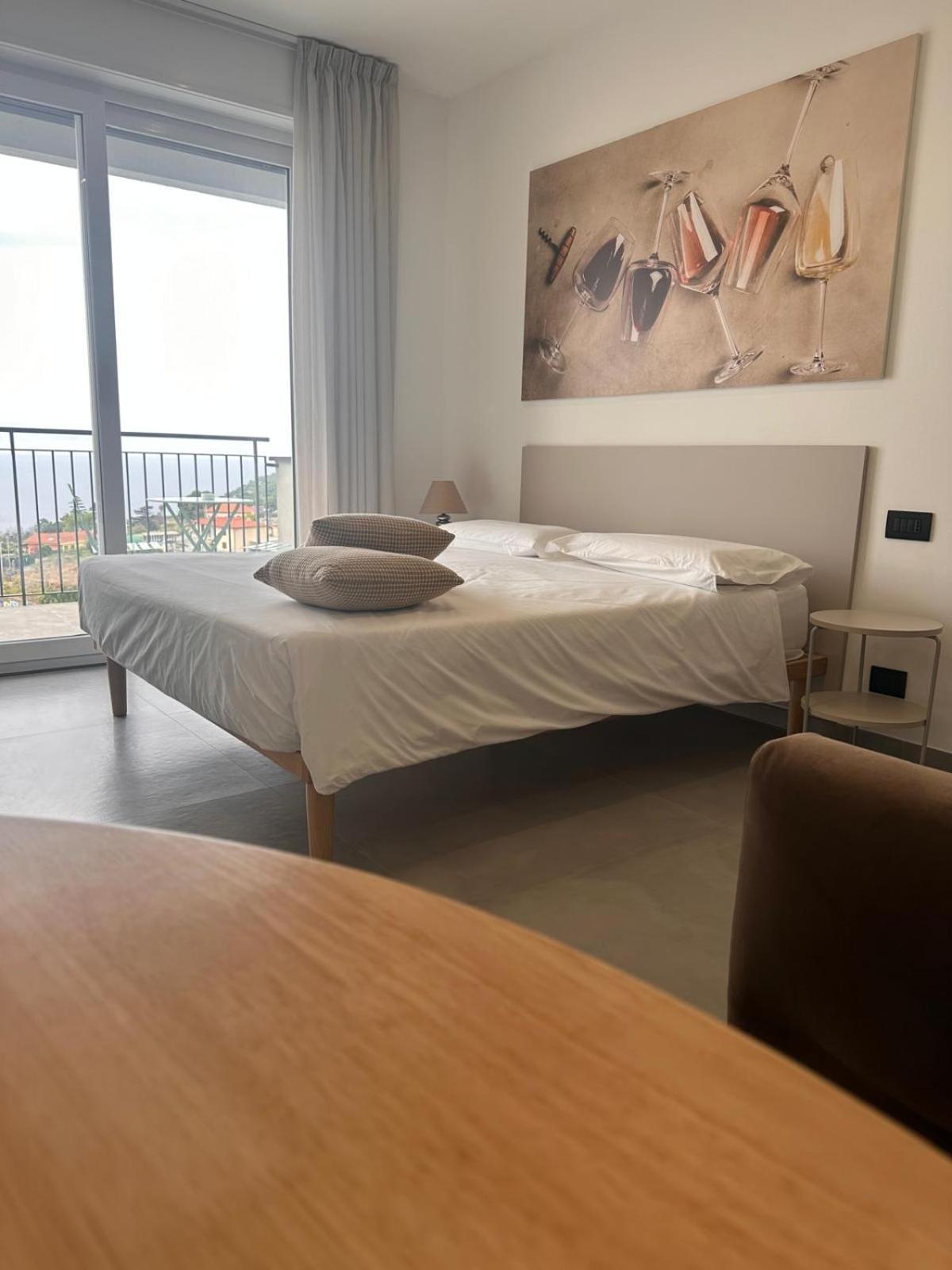 Villa La Matta Apartments And Luxury Suites Sanremo Room photo
